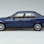 BMW Alpina B10 4.6 E34 Modra MCG 1:18
