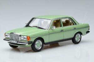 Mercedes 200 W123 Zelena Norev 1:18