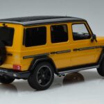 Mercedes G63 AMG W463 Crazy Color Solar Beam Trgovska Izdaja GT Spirit 1:18