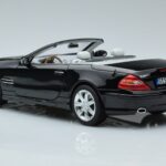 Mercedes SL500 R230 Črna Norev 1:18
