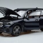 BMW BMW X5 G05 SUV Moder Norev 1:18 1:18 Kovina