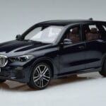 BMW BMW X5 G05 SUV Moder Norev 1:18 1:18 Kovina