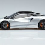 McLaren McLaren Artura Kupe Srebrn GT Spirit 1:18 1:18 Smola