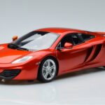 McLaren McLaren MP4-12C Kupe S Stigom Top Gear Figurica Minichamps 1:18 1:18 Kovina
