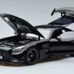 Mercedes Mercedes AMG GT C190 Black Series Črn Norev 1:18 1:18 Kovina