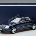Mercedes Mercedes AMG S55 W220 Sedan Moder Norev 1:18 1:18 Kovina