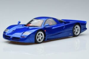 Nissan R390 GT1 Cestna Različica Kupe GT Spirit 1:18