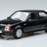 Opel Opel Kadett D GTE Hatchback Črn MCG 1:18 1:18 Kovina