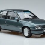 Opel Opel Kadett E GSi Modra Kovinska Norev 1:18 1:18 Kovina