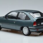 Opel Opel Kadett E GSi Modra Kovinska Norev 1:18 1:18 Kovina