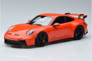 Porsche 911 992 GT3 Coupe Oranžen Norev 1:18