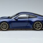 Porsche Porsche 911 992 GT3 Touring Paket Moder Metalik Norev 1:18 1:18 Kovina