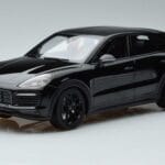Porsche Porsche Cayenne S Coupe Minichamps 1:18 1:18 Kovina