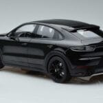 Porsche Porsche Cayenne S Coupe Minichamps 1:18 1:18 Kovina