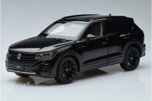 Volkswagen Touareg CR Črn FAW 1:18