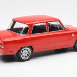 Alfa Romeo Giulia Nuova Super Rdeč Custom Wheels MCG 1:18 - image 2 of 6