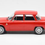 Alfa Romeo Giulia Nuova Super Rdeč Custom Wheels MCG 1:18 - image 3 of 6