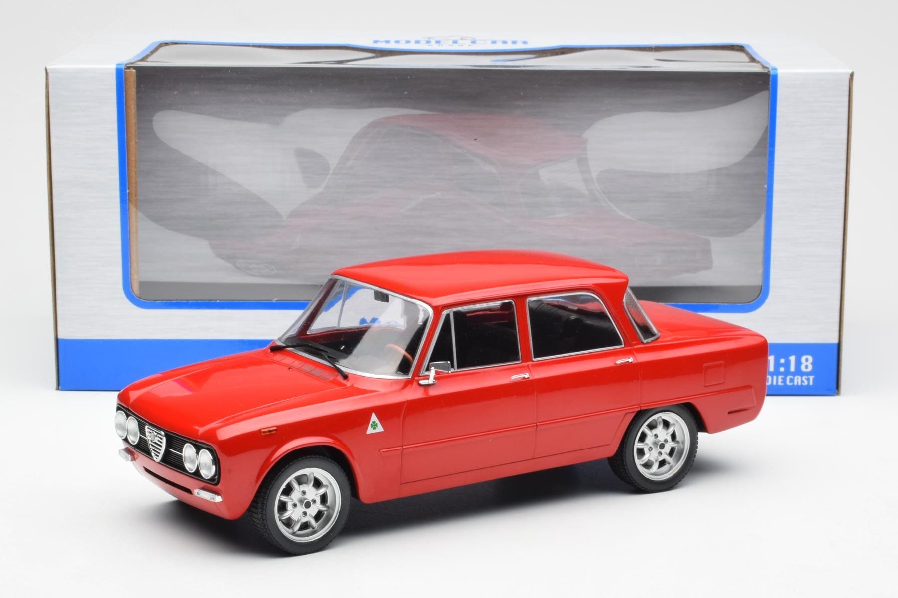 Alfa Romeo Giulia Nuova Super Rdeč Custom Wheels MCG 1:18 MCG18333 Kovina – slika 6 od 6