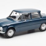 Alfa Romeo Giulia TI Petrolej Modra Norev 1:18