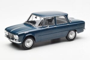 Alfa Romeo Giulia TI Petrolej Modra Norev 1:18