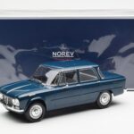 Alfa Romeo Giulia TI Petrolej Modra Norev 1:18 - image 6 of 6
