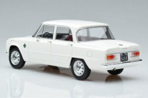 Alfa Romeo Giulia Ti Super Norev 1:18 187970 Kovina – slika 5 od 6