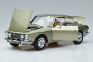 Alfa Romeo GTV 2000 Zelen Omejena Izdaja Norev 1:18 187913 Kovina – slika 2 od 7