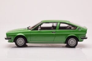Alfa Romeo Alfasud Sprint Zelena Otto 1:18 OT1043 Smola – slika 3 od 6