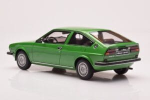 Alfa Romeo Alfasud Sprint Zelena Otto 1:18 OT1043 Smola – slika 5 od 6