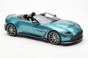 Aston Martin V12 Vantage Roadster Tayos Turkizna Zelena GT Spirit 1:18 GT445 Smola – slika 4 od 6