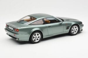 Aston Martin V8 Vantage Zelen GT Spirit 1:18 GT345 Smola – slika 2 od 6