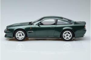 Aston Martin V8 Vantage Le Mans GT Spirit 1:18 GT401 Smola – slika 3 od 6