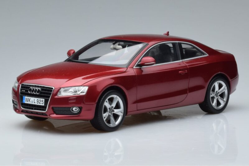 Audi A5 B8 Granatno Rdeča Norev 1:18 188352 Kovina