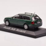 Audi A6 C5 Avant Zelen Minichamps 1:43 - image 3 of 4
