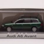 Audi A6 C5 Avant Zelen Minichamps 1:43 - image 4 of 4
