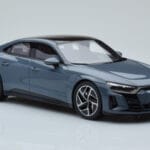 Audi E-Tron GT Siv GT Spirit 1:18 - image 4 of 6