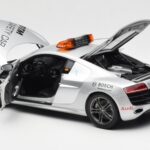 Audi R8 5.2 DTM Safety Car 2010 Kyosho 1:18 - image 5 of 8