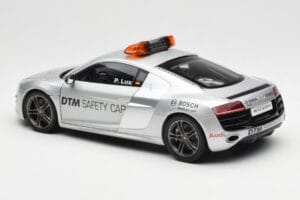 Audi R8 5.2 DTM Safety Car 2010 Kyosho 1:18 09216DTM Kovina – slika 7 od 8