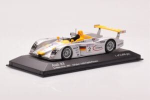 Audi R8 Infineon #2 L. Aiello / R. Capello / Pescatori 2nd Place 24 Hours of Le Mans 2001 Minichamps 1:43 400011202 Kovina – slika 2 od 4