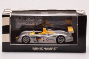 Audi R8 Infineon #2 L. Aiello / R. Capello / Pescatori 2nd Place 24 Hours of Le Mans 2001 Minichamps 1:43 400011202 Kovina – slika 4 od 4