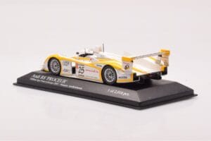 Audi R8 #25 S. Ara / T. Kristensen Winners 1000km Spa 2003 Minichamps 1:43 400031325 Kovina – slika 3 od 4