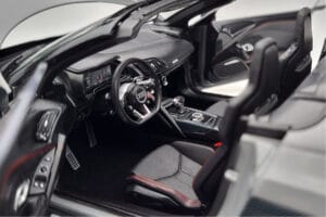 Audi R8 Spyder Performance Nardo Siv Kengfai 1:18 VAKF-0352 Kovina – slika 9 od 11
