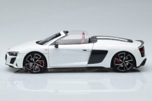 Audi R8 Spyder Performance Bela Kengfai 1:18 VAKF-0351 Kovina – slika 6 od 11