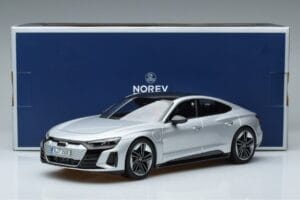 Audi RS e-tron GT Srebrn Norev 1:18 188381 Kovina – slika 6 od 6