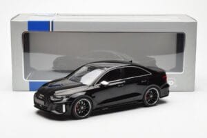 Audi RS3 8Y Sedan Črn MCG 1:18 MCG18450 Kovina – slika 6 od 6