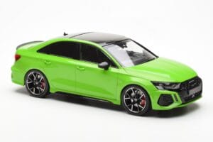 Audi RS3 8Y Sedan Zelen MCG 1:18 MCG18449 Kovina – slika 4 od 6