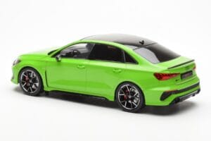 Audi RS3 8Y Sedan Zelen MCG 1:18 MCG18449 Kovina – slika 5 od 6