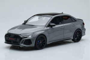 Audi RS3 8Y Sedan Performance Edition Siv GT Spirit 1:18