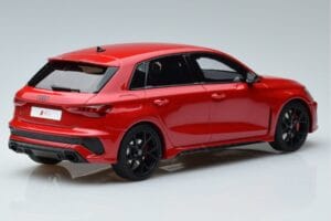 Audi RS3 8Y Sportback Rdeč GT Spirit 1:18 GT378 Smola – slika 2 od 6