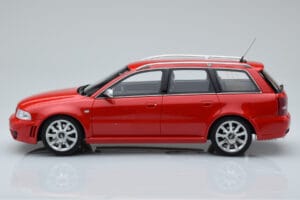 Audi RS4 B5 Avant Rdeča Otto 1:18 OT1026B Smola – slika 3 od 6